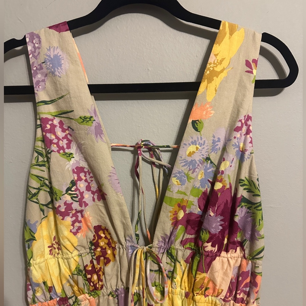 Beige Linen H&M Maxi Dress with colorful Floral Design and Deep V detail size M - Picture 6 of 8
